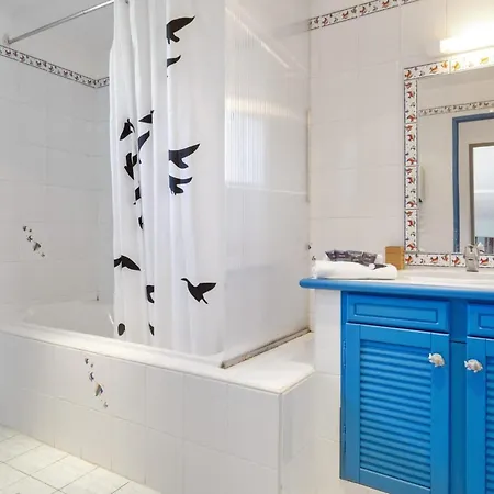 Charming 3 Stars House In The Greenery W Large Garden In Tarnos - Welkeys *
