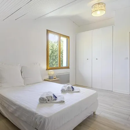 Tatil Evi Charming 3 Stars House In The Greenery W Large Garden In Tarnos - Welkeys